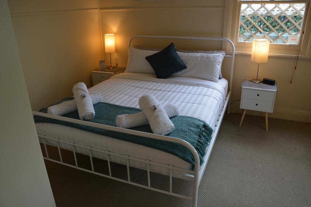 Charming Miners Cottage in the Hip City of Geelong - Accommodation BNB