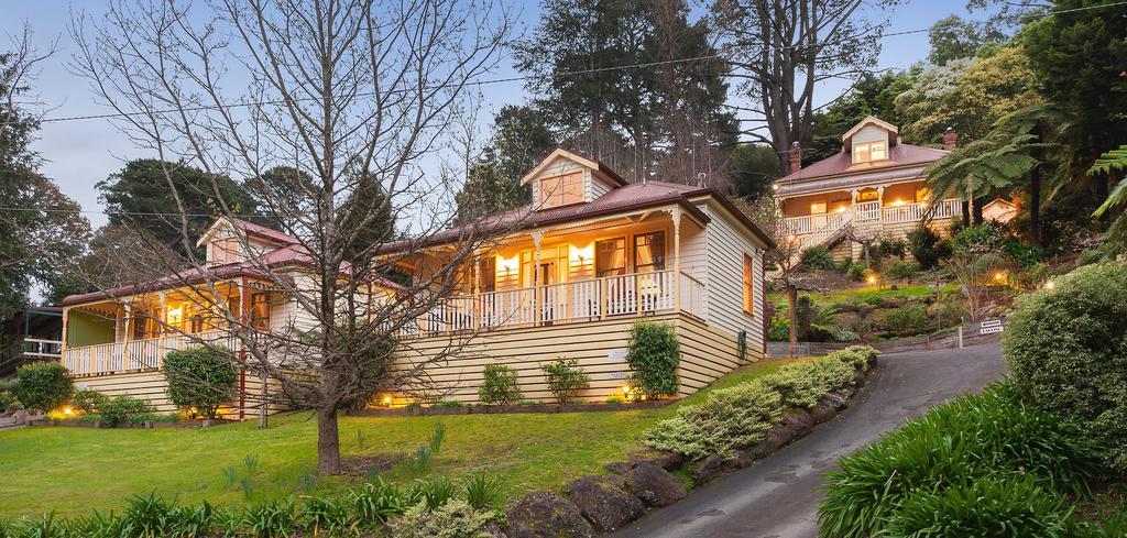 Charnwood Cottages in Warburton - New South Wales Tourism 