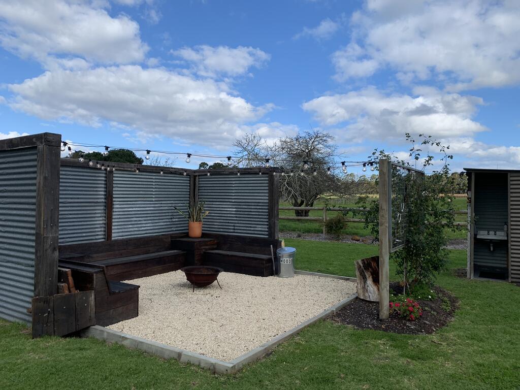Chesterfarm and Stables - Kalgoorlie Accommodation