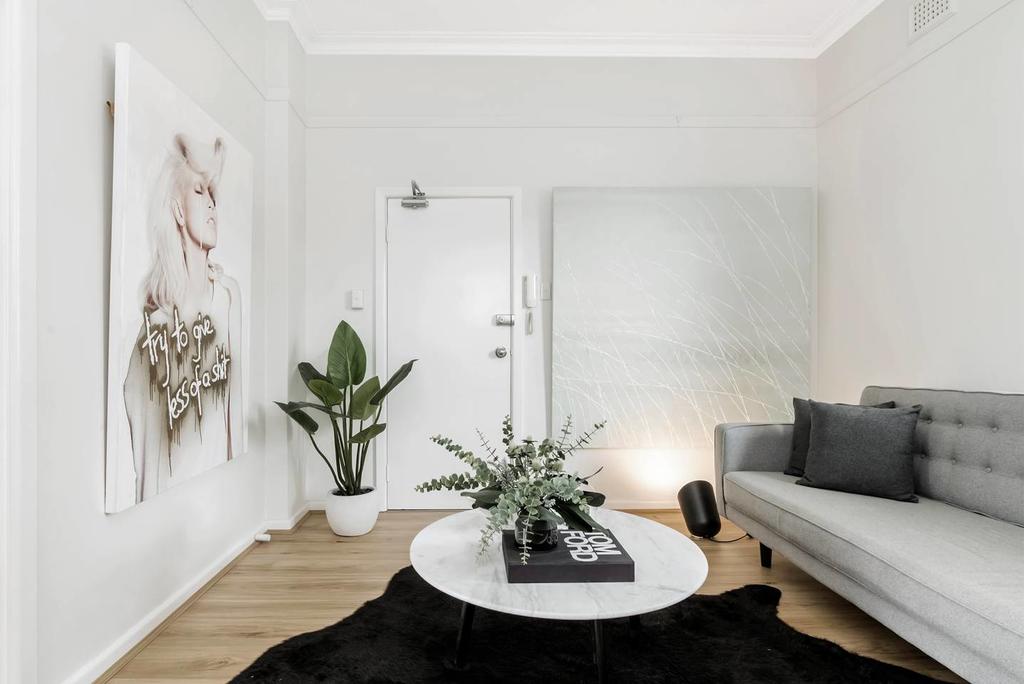 Chic Woollahra Pied-Ã -Terre With Parking - thumb 2