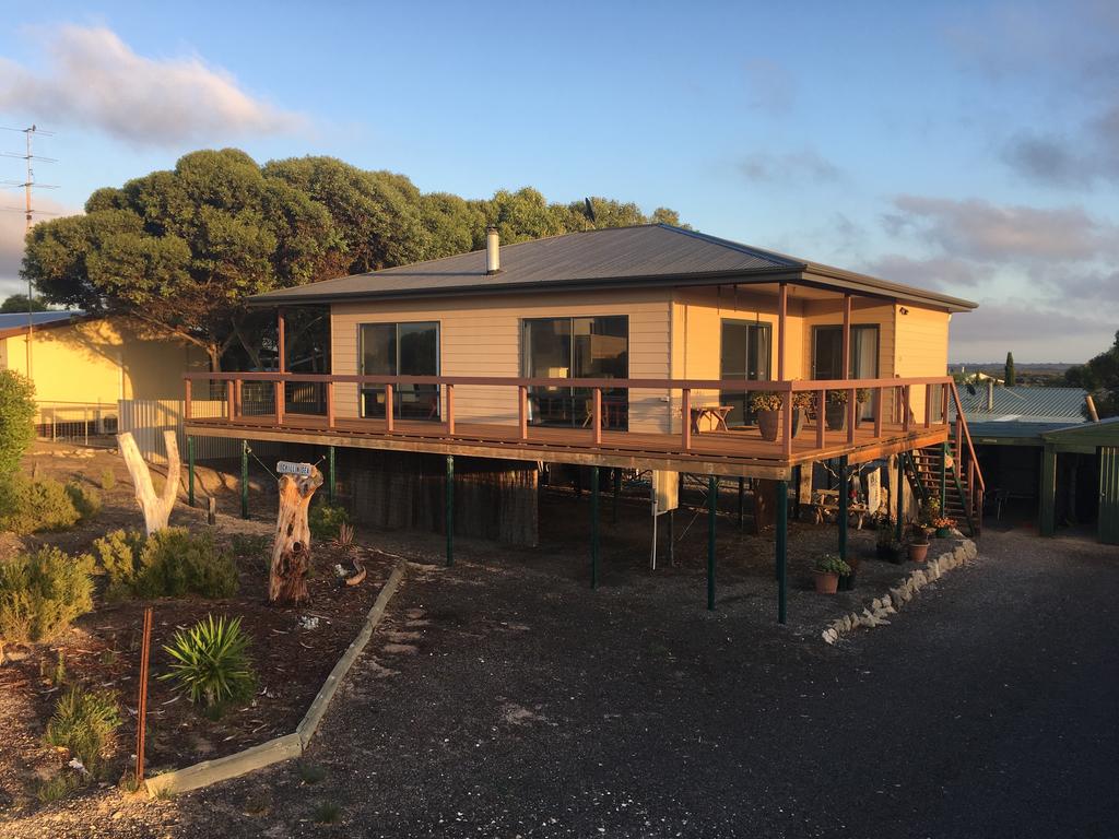 Chill n Sea Coastal Retreat - Accommodation Adelaide