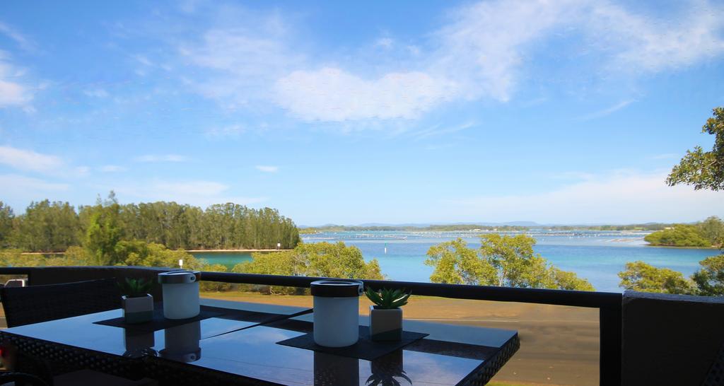 CHILL-OUT LAKESIDE @ FORSTER - Foster Accommodation 0