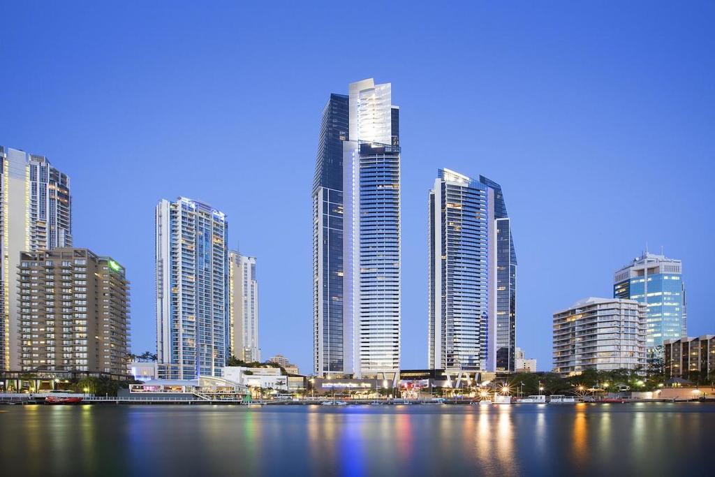 Circle On Cavill Ocean Views In The Heart Of Paradise!!! - Surfers Paradise Gold Coast 0