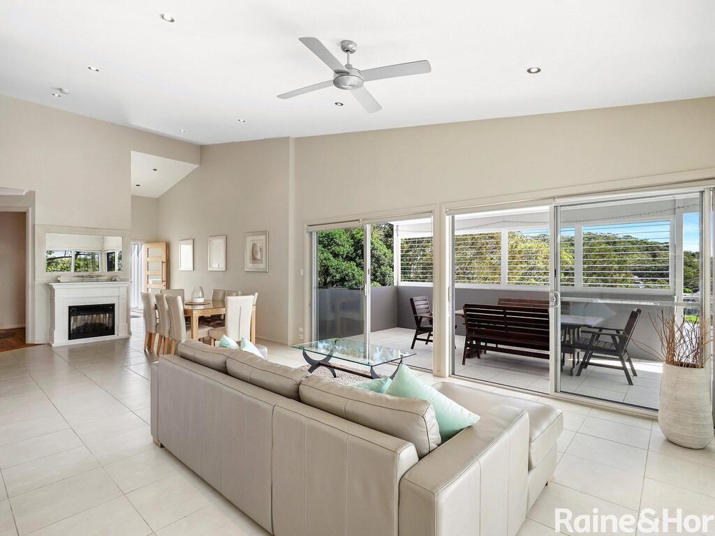 Coast - 3/42 Avoca Drive, Avoca Beach - thumb 2