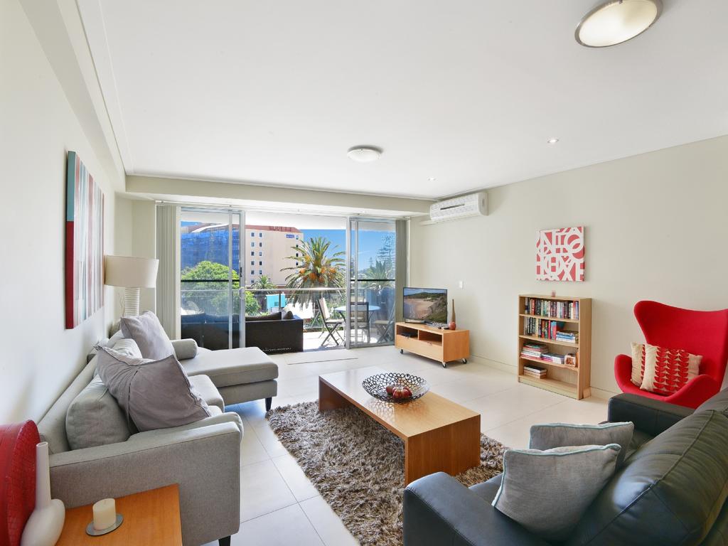 Coast Luxury Apartment 22 - QLD Tourism