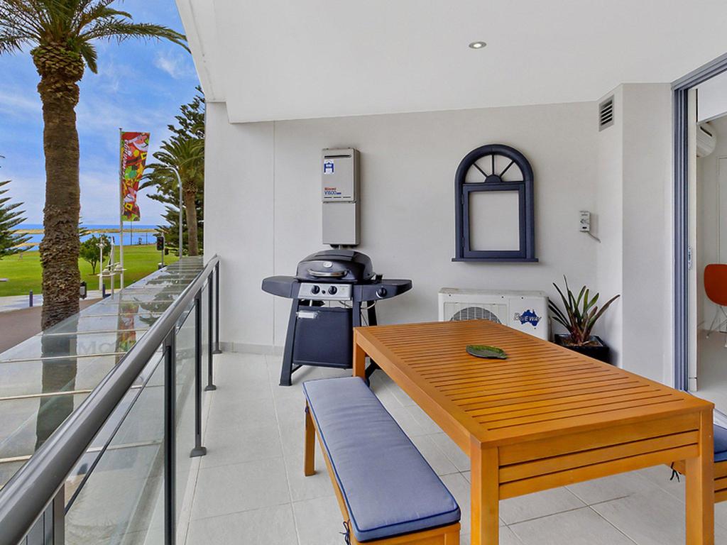 Coast Luxury Apartment 3 - Accommodation Adelaide