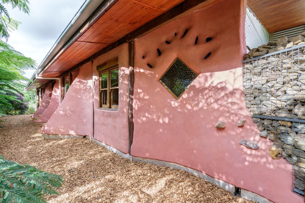 Cobhearthome - Bundaberg Accommodation