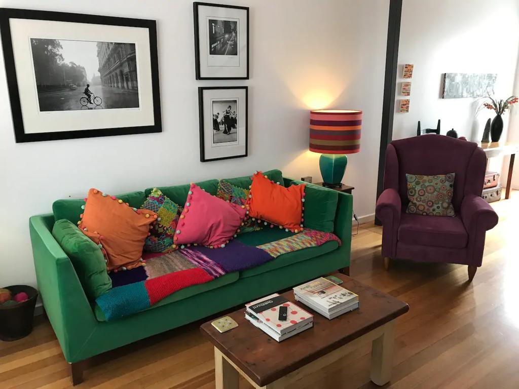 Colourful Darlinghurst Home In Perfect Location by Hyde Park