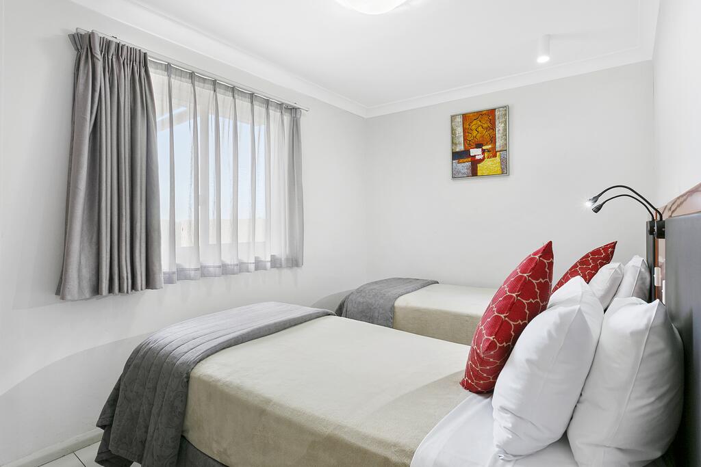 Comfort Inn & Suites Burwood - Accommodation Australia 1