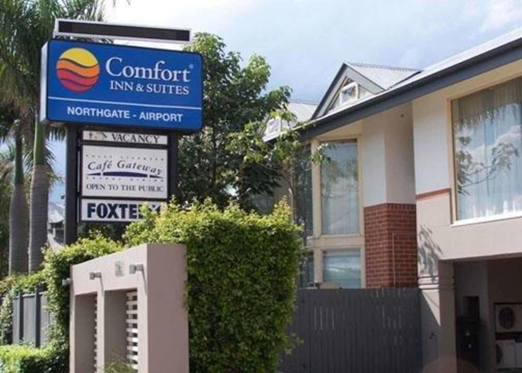 Comfort Inn  Suites Northgate Airport Motel - Accommodation BNB
