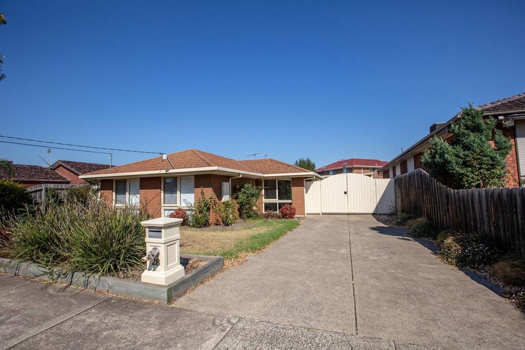 Comfy Beautiful 3Beds House In Epping - thumb 3