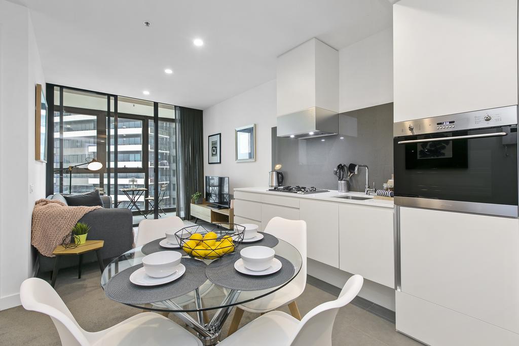 COMPLETE HOST Clarendon Southbank - Accommodation Great Ocean Road 3