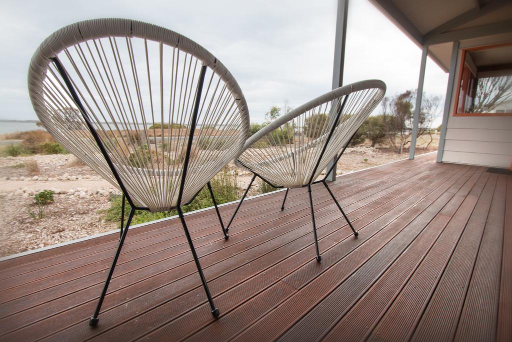 Coorong Aurora - Breathtaking Waterfront Escape - thumb 3