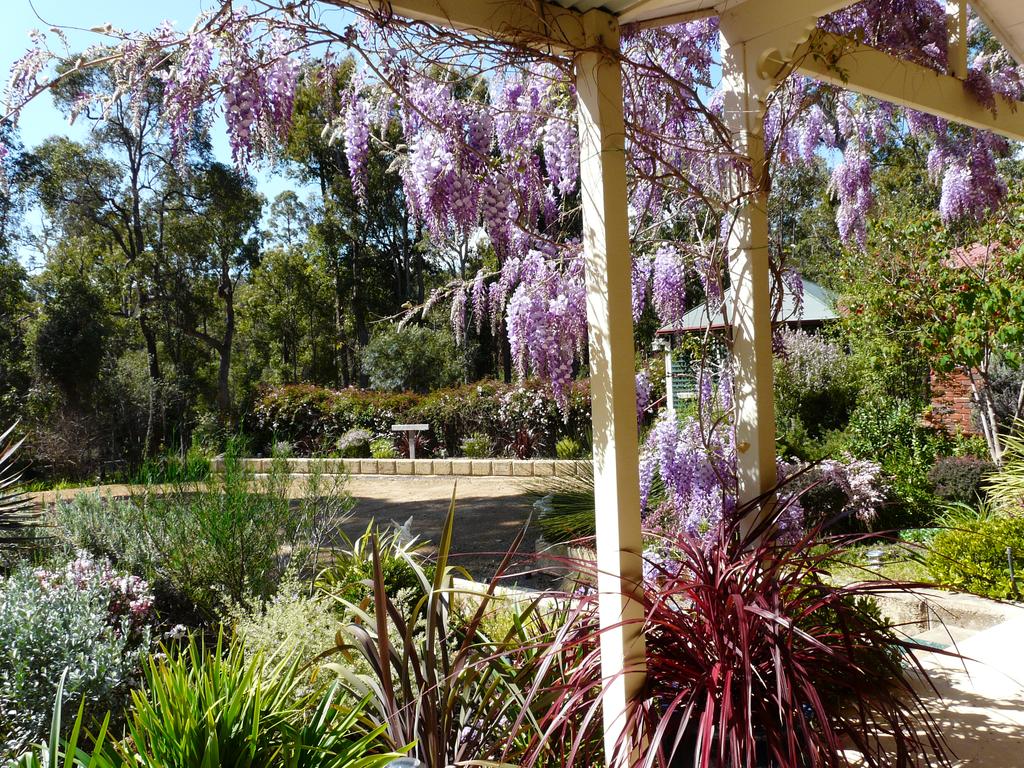 Country Charm Retreat BB - Accommodation Adelaide