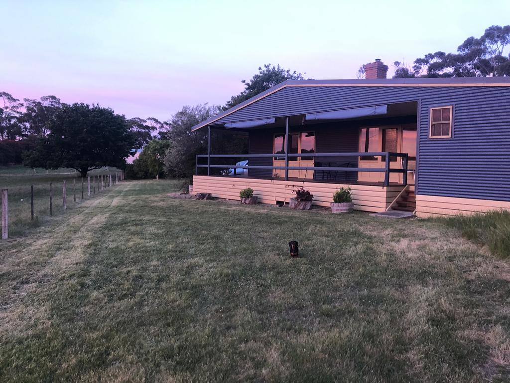Country Farm House close to Ballarat - Accommodation in Bendigo