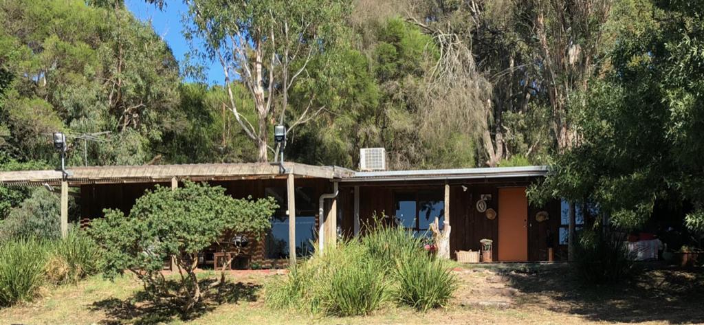 Country Lane Lysterfield - Accommodation Guide
