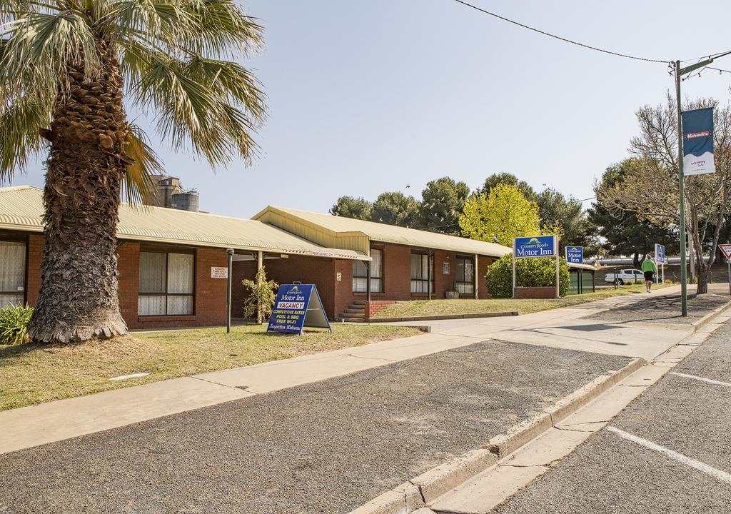 Country Roads Motor Inn - QLD Tourism