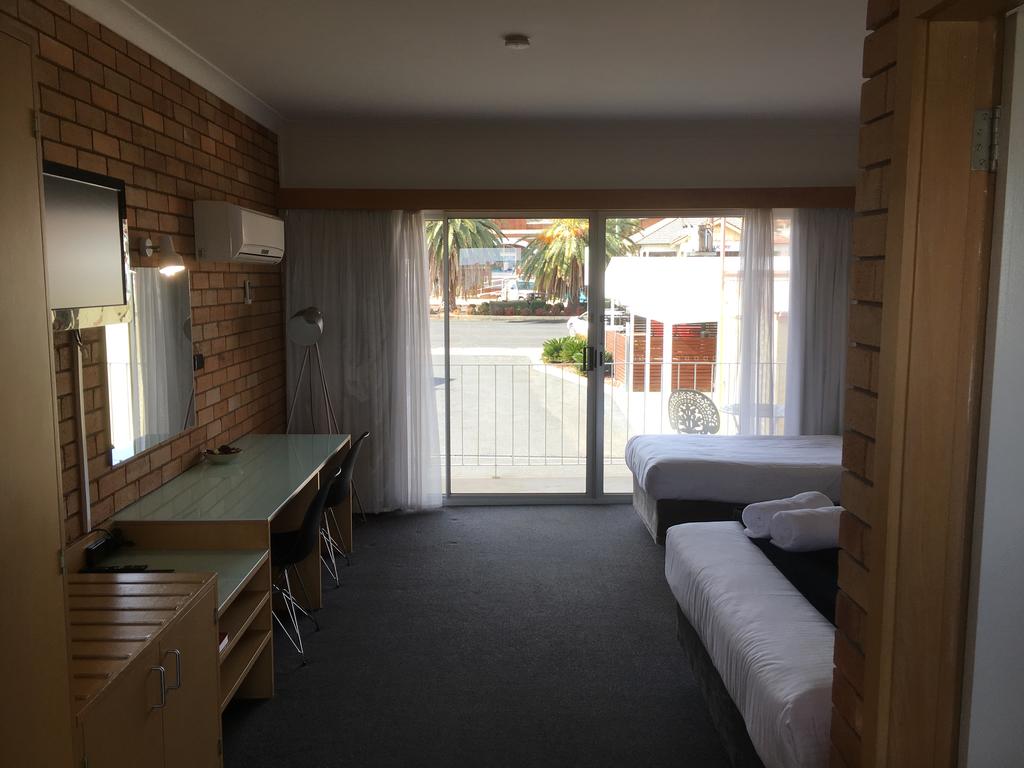 Court Street Motel - Accommodation Adelaide