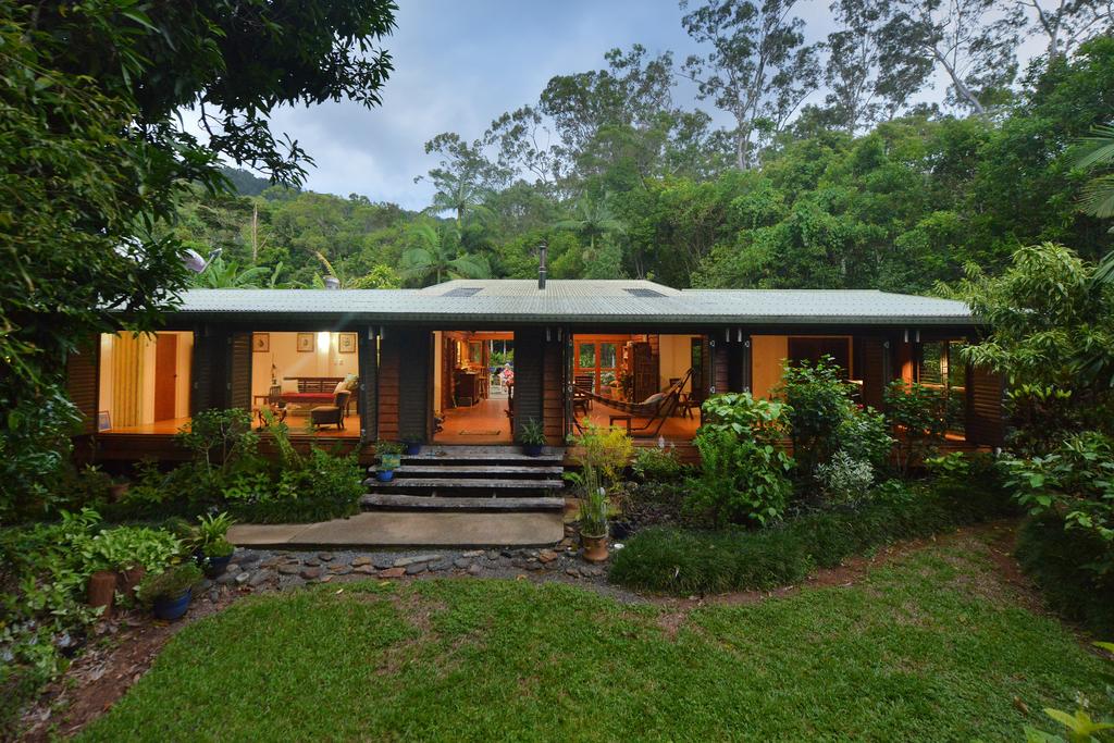 Cow Bay Homestay BB - Accommodation Airlie Beach