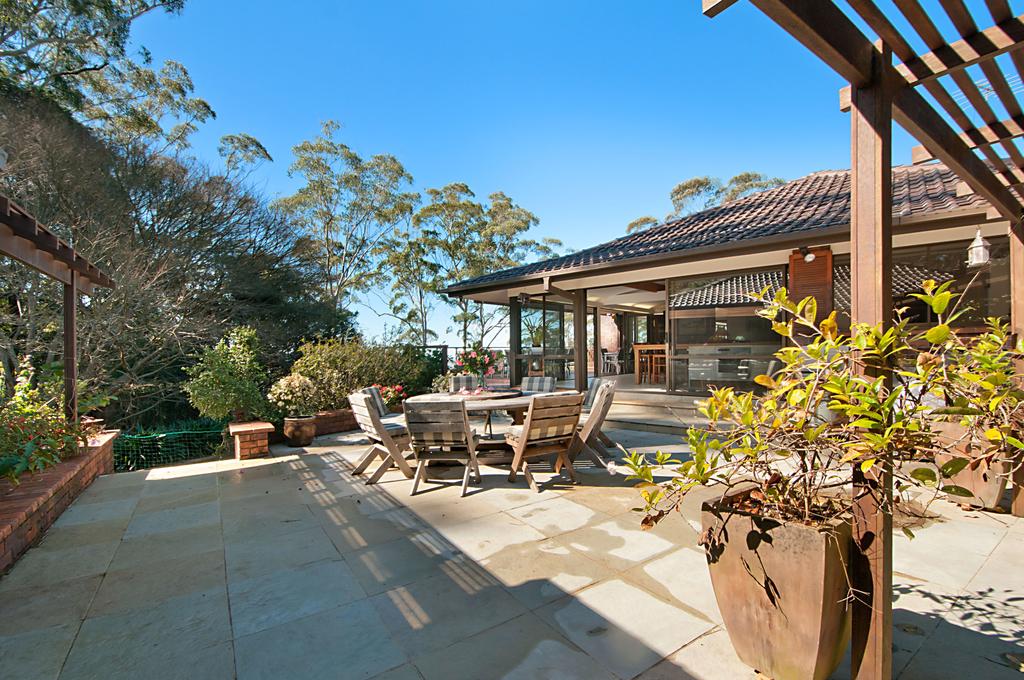 Craigdarroch Courtyard Cottage, 22 Bartle Road - thumb 3