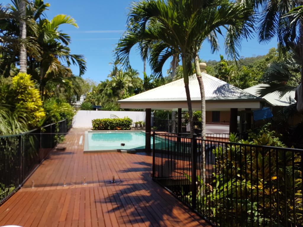 Crazy About Cairns Resort Living - 6 Bedrooms - thumb 1