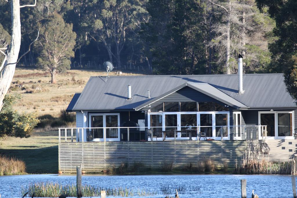 Currawong Lakes Tasmania - New South Wales Tourism 