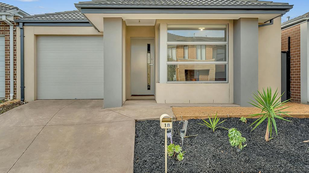 Daisy Villa - close to Mel Airport  Hume Highway -Comfort - New South Wales Tourism 