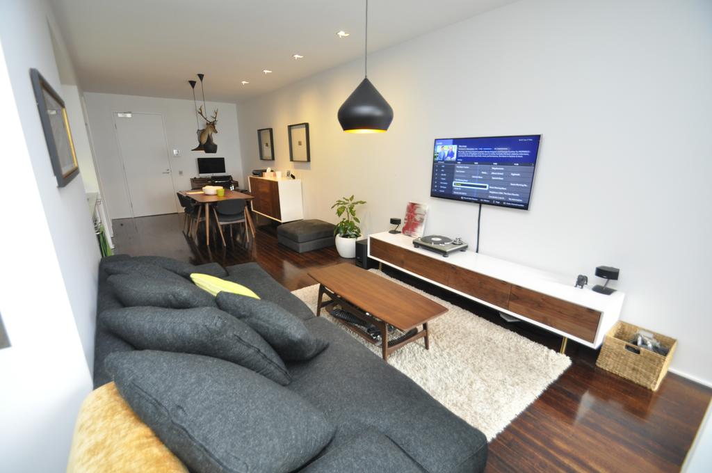 Darlinghurst Self-Contained Modern One-Bedroom Apartment 313 BUR - Tourism Search 2