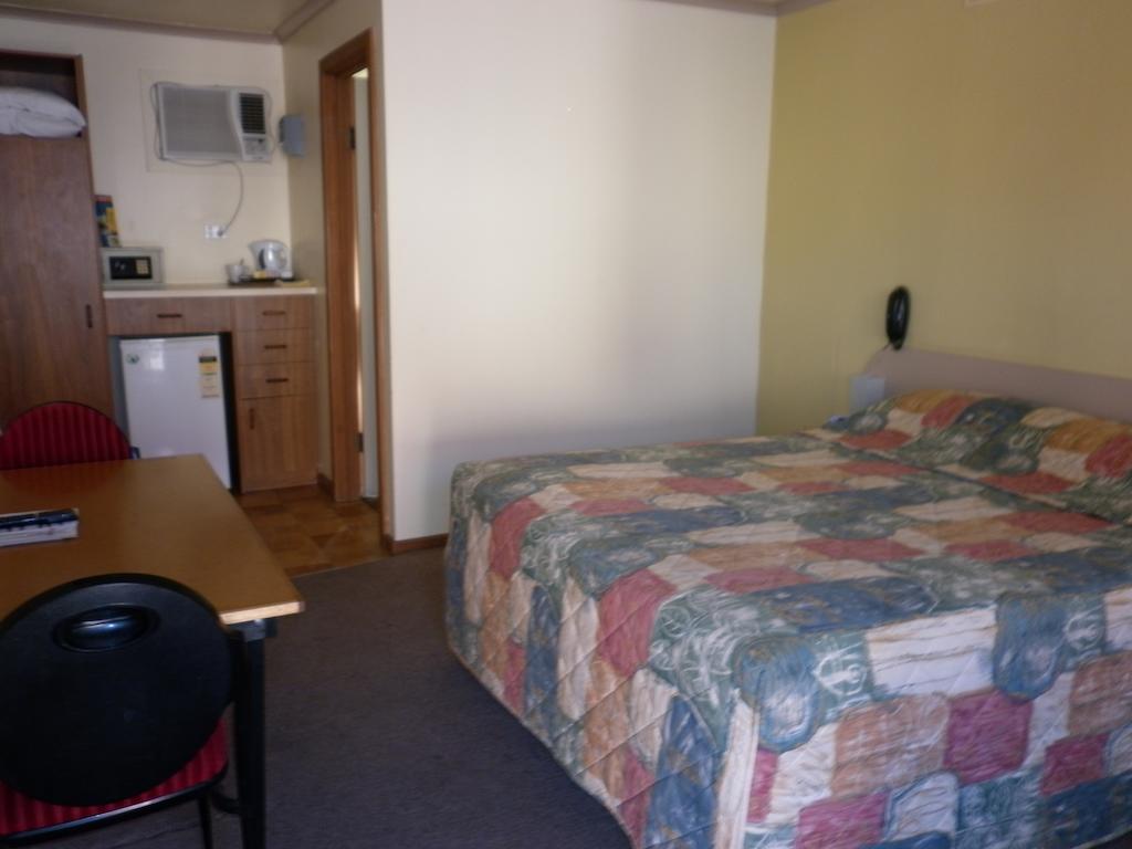 Daydream Motel And Apartments - Accommodation Broken Hill 1