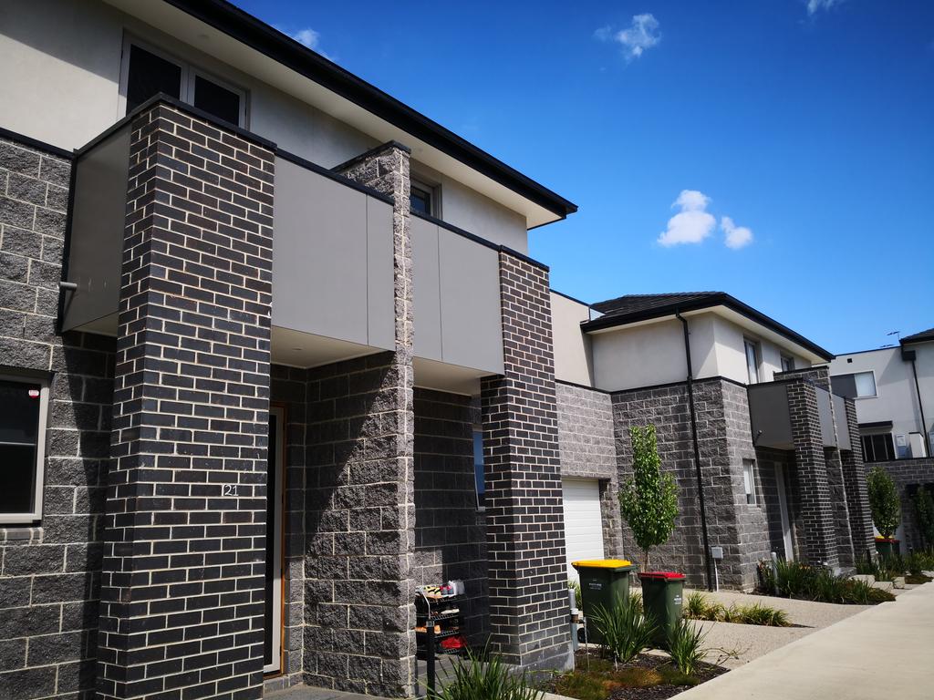 Delicate and Peaceful Bundoora Townhouse 12 - 2032 Olympic Games