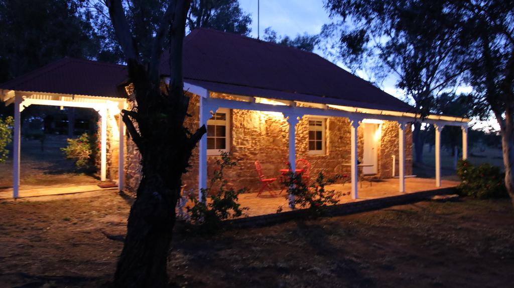 Dempster Cottage - Geraldton Accommodation