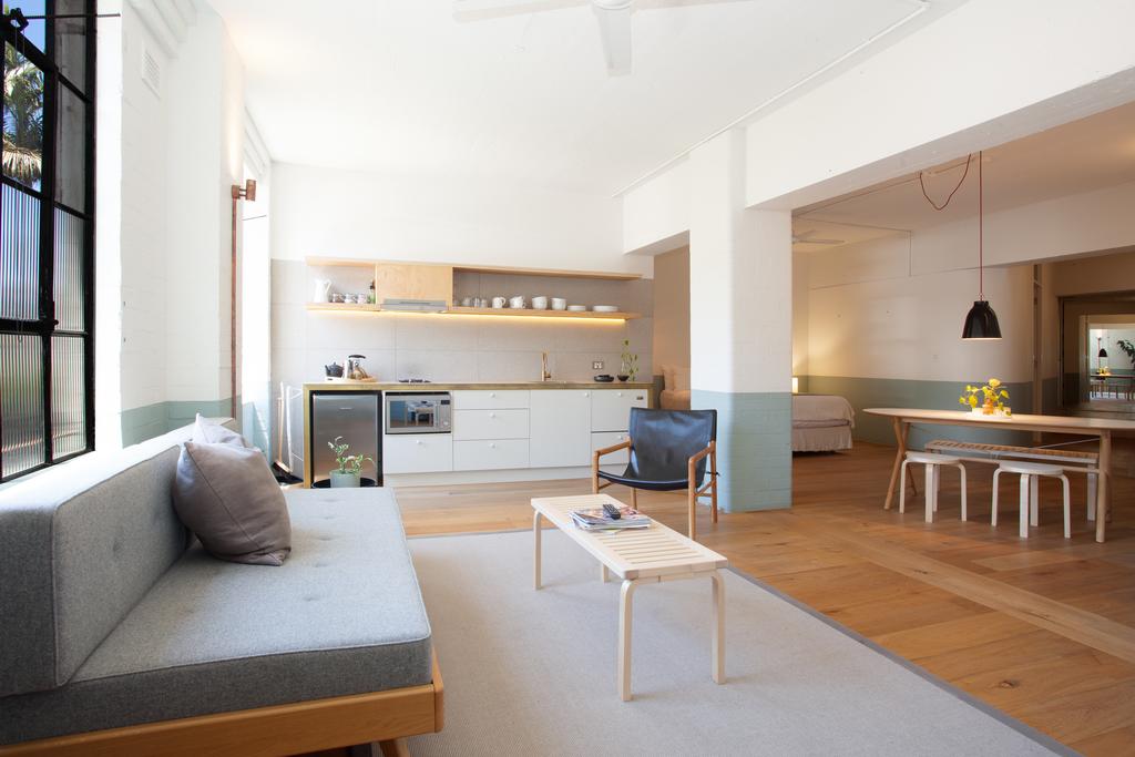 Designer Studio Apartment In Inner Darlinghurst - thumb 2