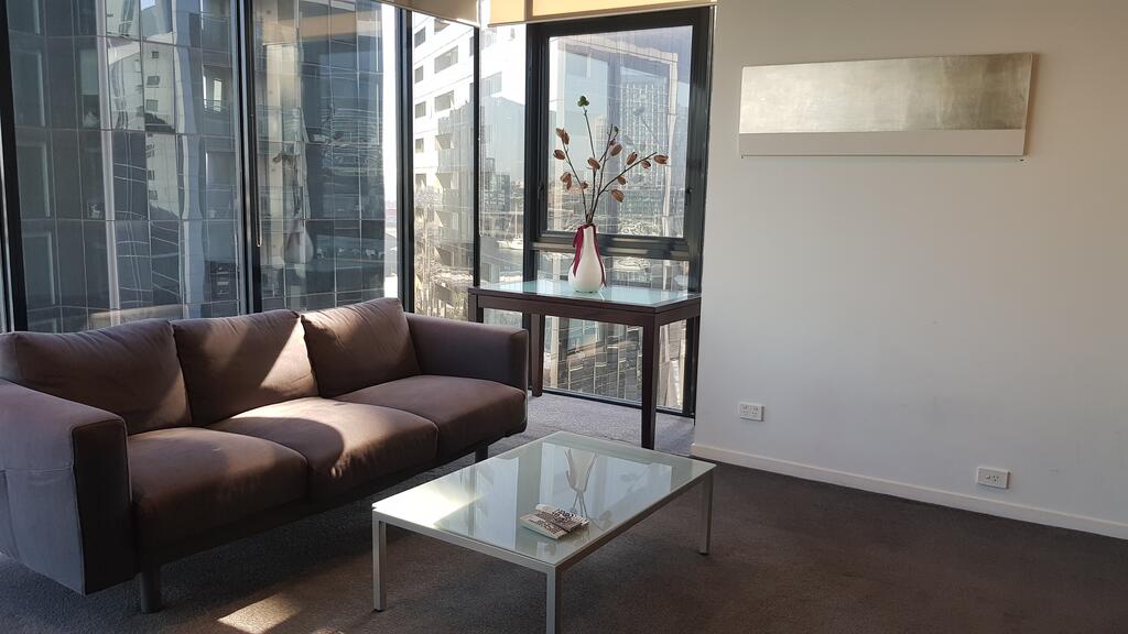Docklands Style Apartment With 2 Bedroom 1008N - thumb 2