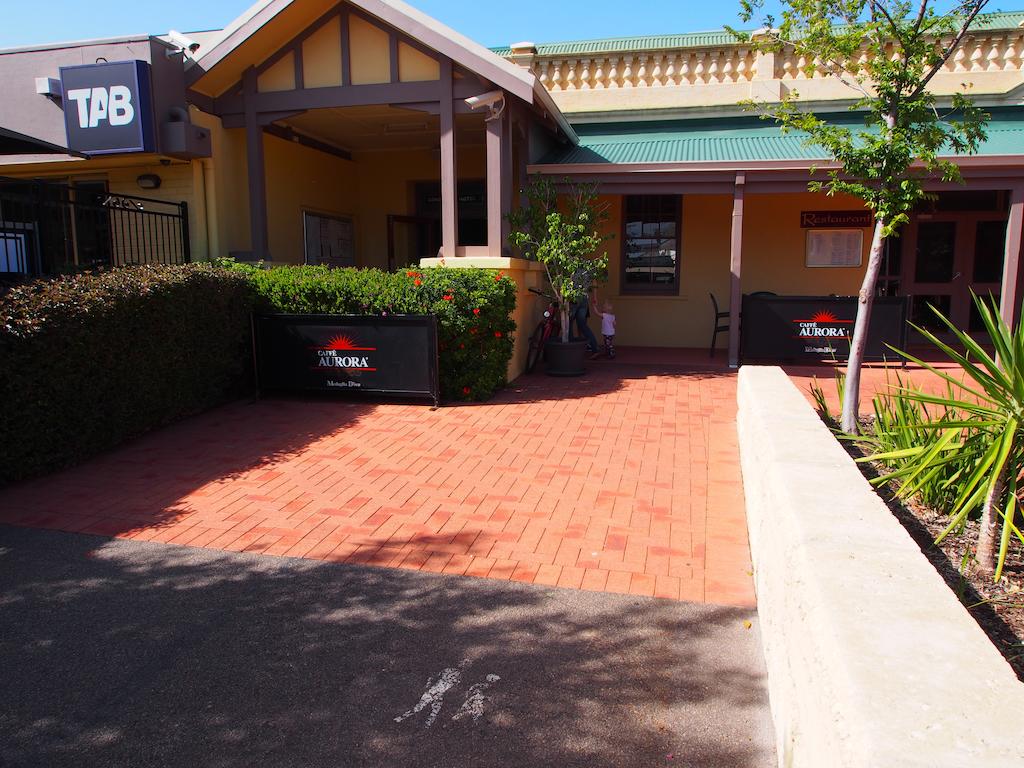 Dongara Hotel Motel - New South Wales Tourism 