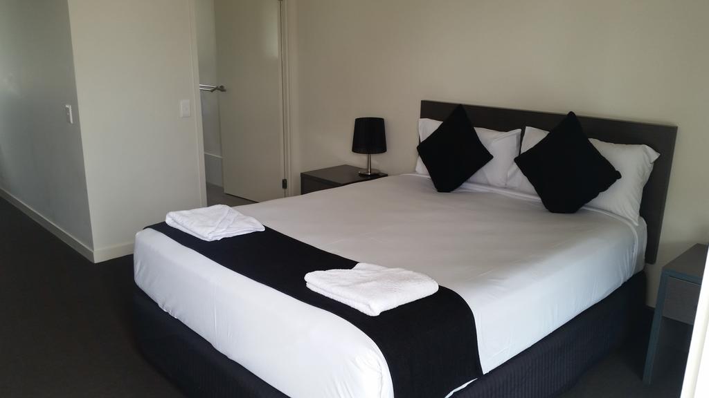 Dooleys Tavern and Motel Capella - Accommodation Airlie Beach