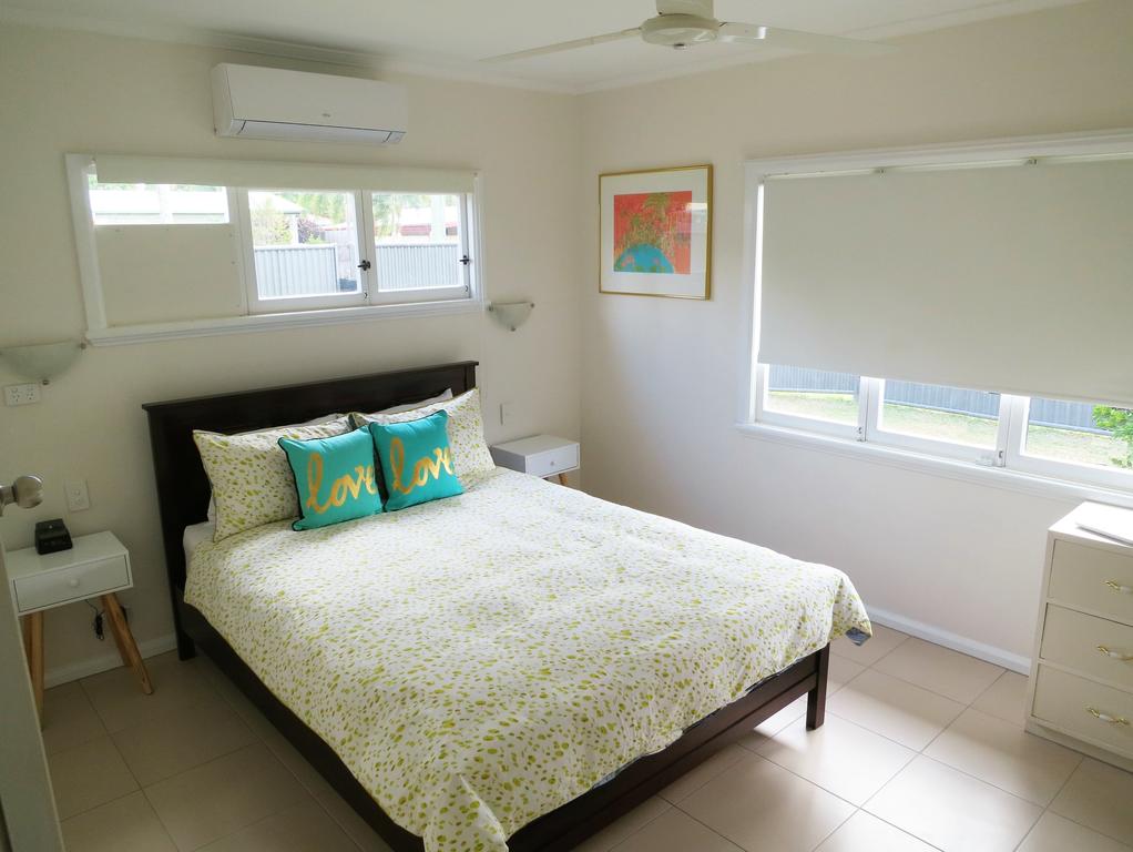 Edge Hill Clean & Green Cairns, 7 Minutes From The Airport, 7 Minutes To Cairns CBD & Reef Fleet Terminal - thumb 3
