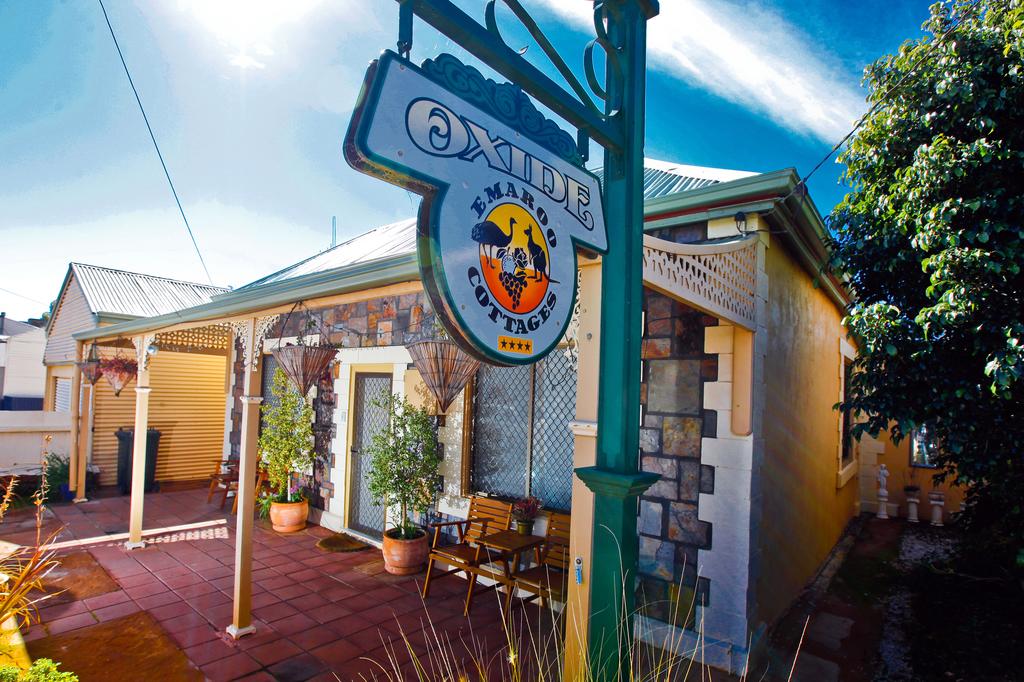 Emaroo Cottages Broken Hill - Accommodation BNB 1