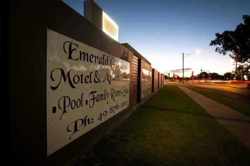 Emerald Gardens Motel  Apartments - New South Wales Tourism 