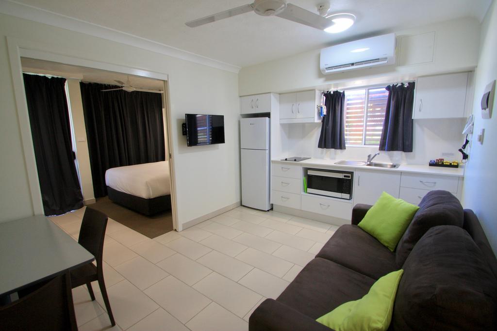 Endeavour Inn Emu Park - Accommodation BNB