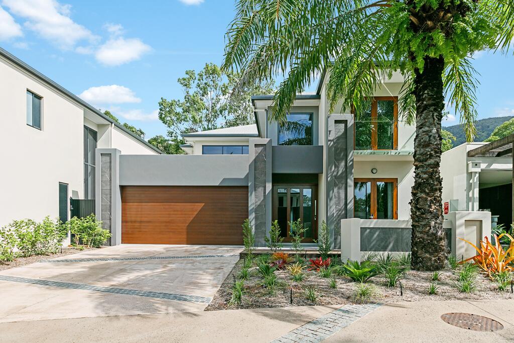 Esprit Luxury Retreat Palm Cove - Brisbane Tourism