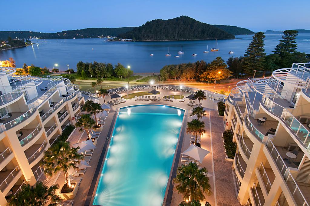 Ettalong Beach Luxury Apartments - New South Wales Tourism 
