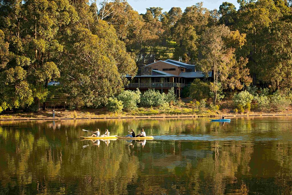 Evedon Lakeside Retreat - New South Wales Tourism 