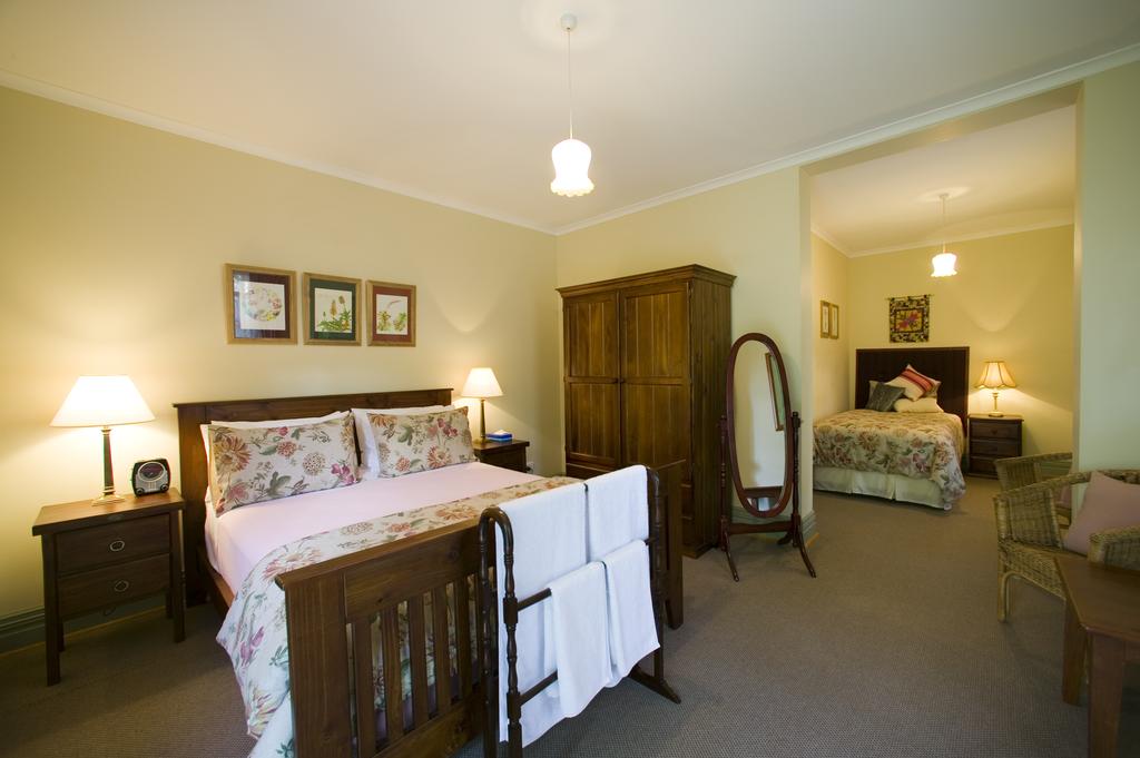 Foxgloves BB - Accommodation Adelaide