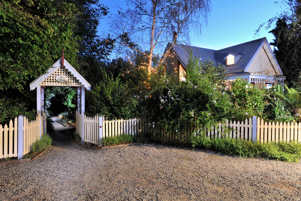 Gembrook Cottages - New South Wales Tourism 