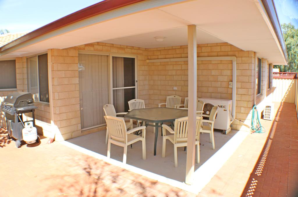 Geraldton Luxury Vacation Home - thumb 1