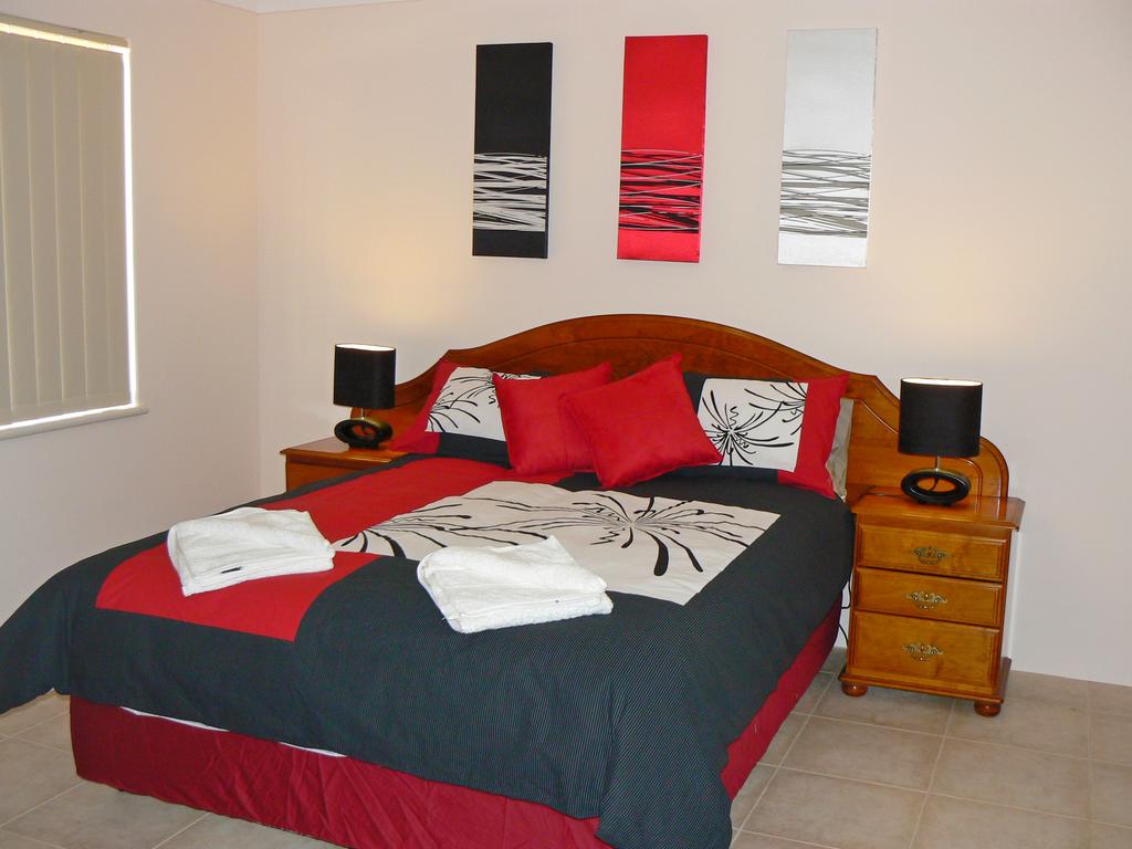 Geraldton Luxury Vacation Home - Accommodation BNB