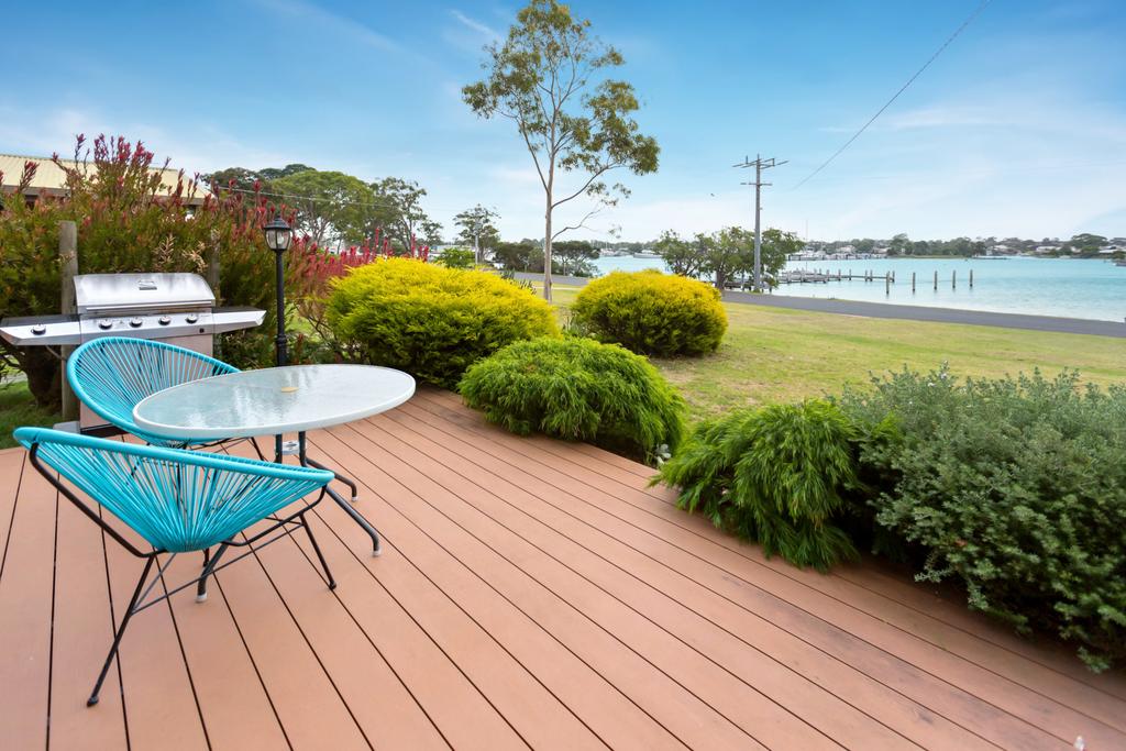 Getaway - waterfront island living - New South Wales Tourism 