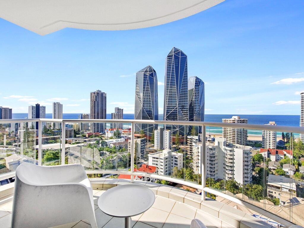 Gold Tower Private One Bedroom Apartment - Accommodation in Surfers Paradise 3