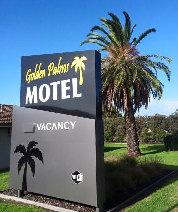 Golden Palms Motel - thumb 3