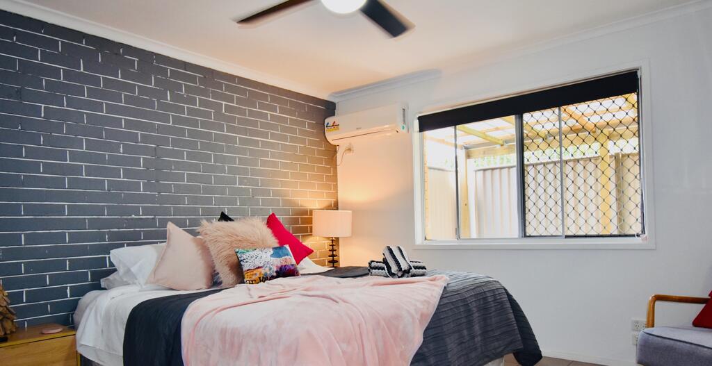 Grey Brick Apartment - Accommodation Daintree